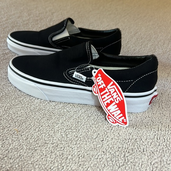 Vans Black and White Classic Slip-On Shoes - Size - Men’s 4.5 / Women’s 6.0 NWT - Picture 8 of 14